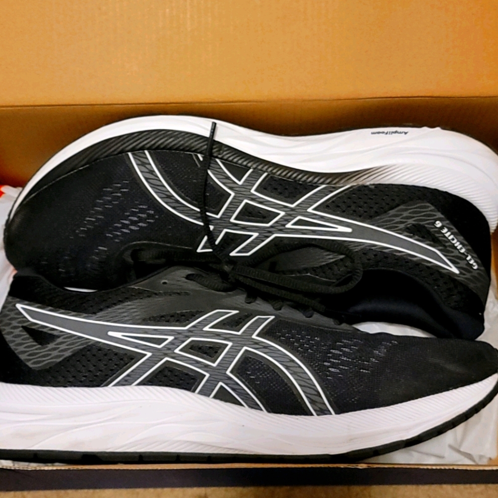 Mens ASICS